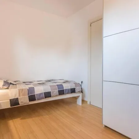 Apartment Vita Garden Apartment 85 M2 Private Entrance & 100 M2 Terrace Pula