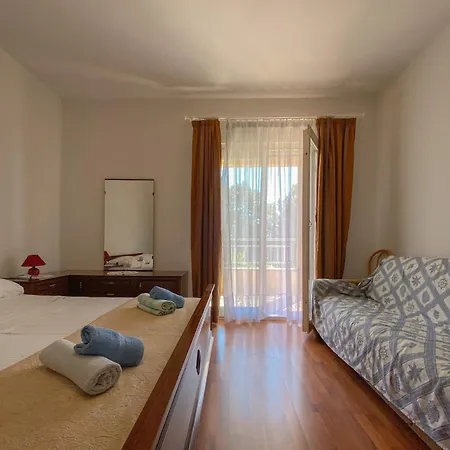 Vita Apartment